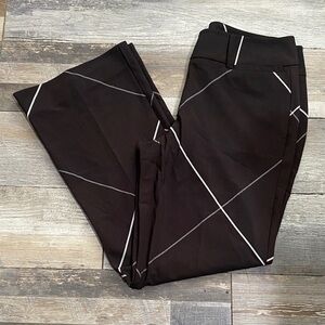 Women New York & Company Black and White Straight Leg Pants